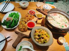 -潮粥荟·潮汕砂锅粥(朝阳大悦城店)