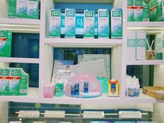 -沫芮眼镜·蔡司官方授权店(人民广场店)