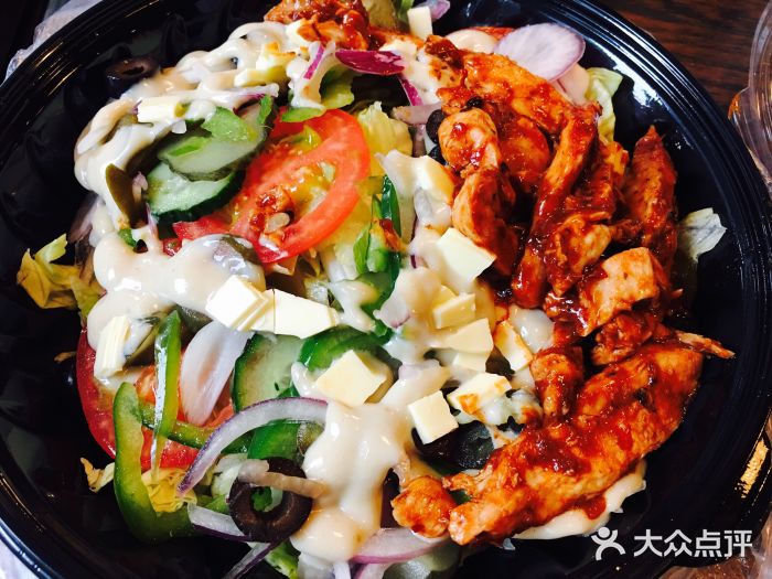 赛百味(华联时代大厦店)川香麻辣鸡沙拉图片