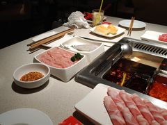-海底捞火锅鲜切牛肉主题店(长寿路店)