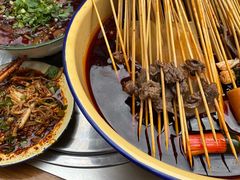 -拈签一笑黄牛肉辣卤串串