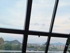 -四月吧餐厅(正阳步行街店)