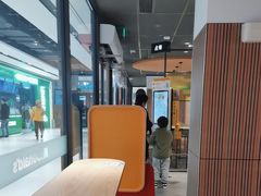 -麦当劳(百联西郊购物中心店)