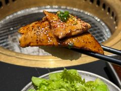 -山川小町·极番烧肉(新地假日广场店)