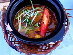 -Lanterns Vietnamese Restaurant