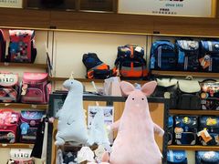 -百新书局(尚悦湾店)
