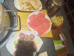 -四季喧黔味豆米火锅(万达广场店)