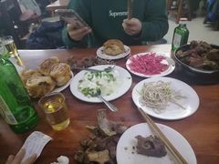 -宝瑞门钉肉饼店