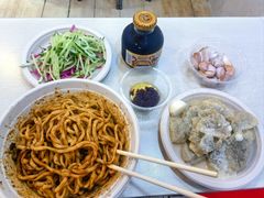 -黑八私房老北京炸酱面