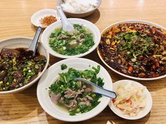 -杨三孃跷脚牛肉(中粮鸿云悦街店)