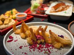 玫瑰酥皮虾-荣公子创意菜