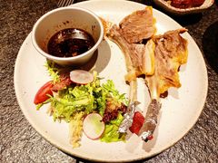 丝路秘制羊排-丝路金桃·新疆菜(徐汇店)