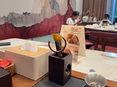 -广府汤语·靓汤·早茶·小粤菜(仁恒梦店)