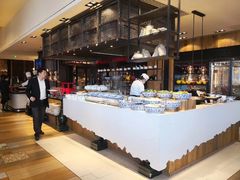 -松咖啡自助餐厅·松北香格里拉