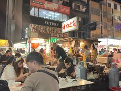 -六合夜市
