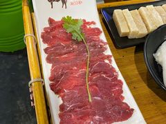 现切牛肉-捞围鲜·港式打边炉(海阳路店)