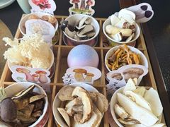 -菌自由丨野生菌火锅特色庭院餐厅(丽江古城店)