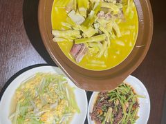 -阿峰饭店·本地土菜馆·农家土鸡煲·一品神仙鸡(报福店)
