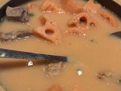 -肥肥虾庄·金牌油焖大虾(杨园滨江时代walk店)