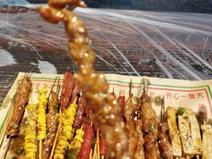 -老街烧烤大排档·地道湖北菜·龙虾馆(汉口火车站店)