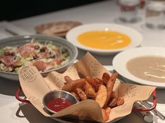 -静香HOUSE·全时段融合餐厅(七星欢乐颂店)