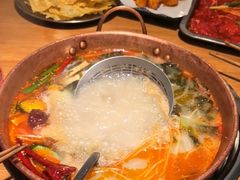 -洱火云南酸菜牛肉火锅(石景山当代商城店)