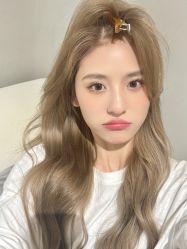 -AYO SALON