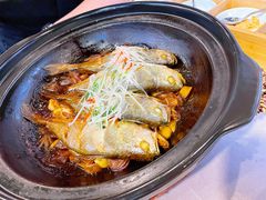 八分钟砂锅焗黄鱼-有喜胶东小馆(超极合生汇太申祥和店)