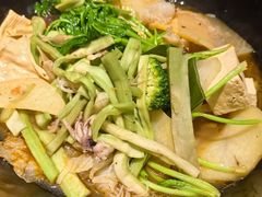 -万记麻辣烫国展总店