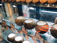 -椰爺爺·椰子冻砵仔糕