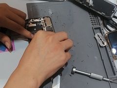 -爱畅享华为苹果手机维修服务(宝山天街店)