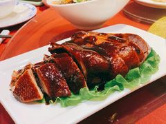 京葱酱鸭-老吉士酒家(天平路店)