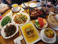 -隔壁老王·家常云南菜(花巷店)