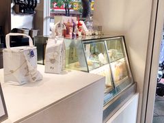 -喜茶(滨江宏岸店)