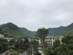 -安吉龙王山峡谷漂流