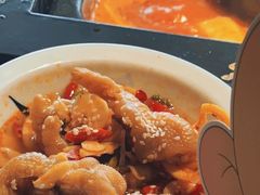-老牌坊云南鱼豆花火锅(哈西万达店)