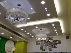 -佰搭果·广式茶餐厅(西华路店)