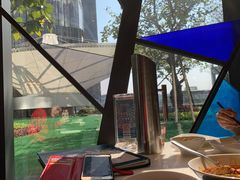 -港丽餐厅(高德置地店)