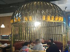 -三人行骨头王火锅(长寿店)
