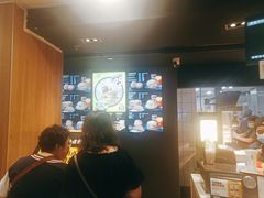-麦当劳(民盈·国贸城店)