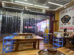 -广味炭炉鸡煲(宝业路分店)