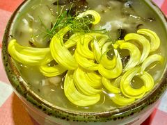 -龙桥私厨·姜花菊花过桥鱼·顺德菜(容桂店)