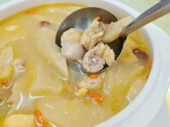 -始于2011柳周农家菜沙田柚美食店(东大街店)