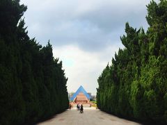 -上海市龙华烈士陵园