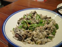 尖椒笋尖炒臭豆腐-大牌大·传统杭帮菜(湖滨店)