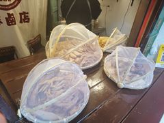 -卡皮巴拉炸卤店