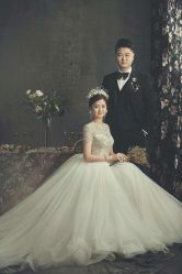 -雪中彩影婚纱摄影·微光艺术中心