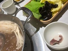 -左庭右院鲜牛肉火锅(七宝领展广场店)