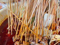 -拈签一笑黄牛肉辣卤串串