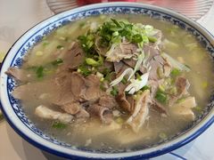 -民族手抓羊肉馆·滩羊手抓·烤全羊